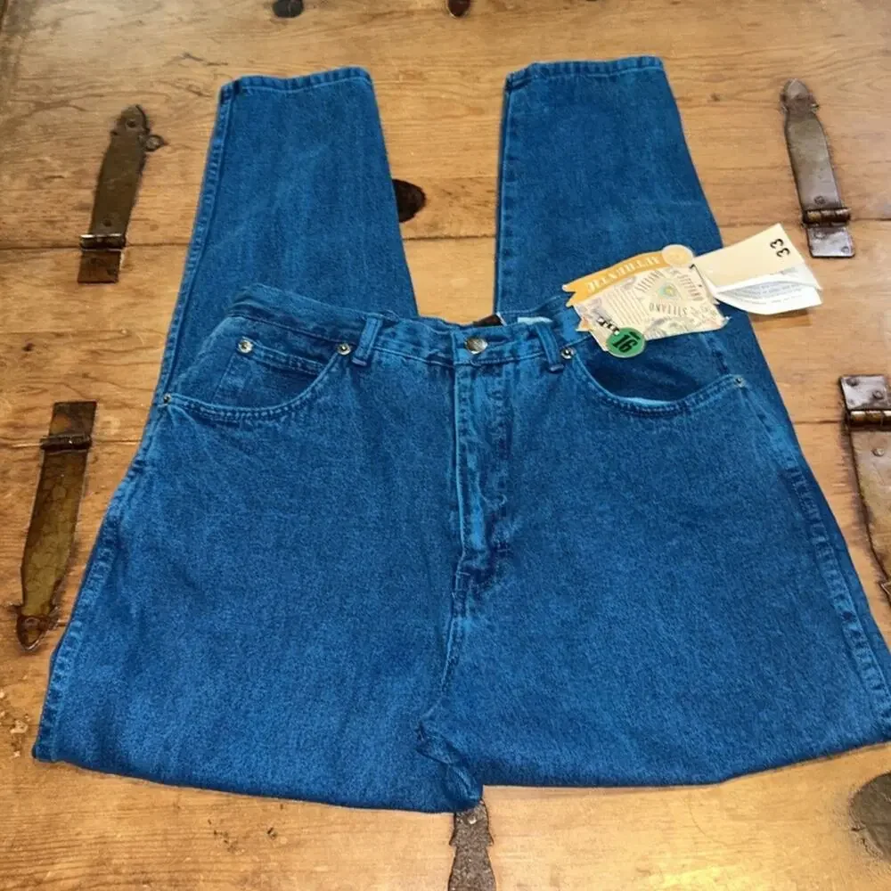 Woman’s Stefano Blue Tapered Ankle Jeans Size 16
